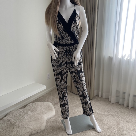 100% Silk Jumper HOLT RENFREW - Picture 1 of 10